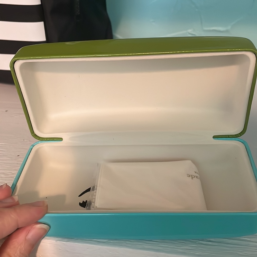 Kate spade sunglasses - Picture 5 of 5
